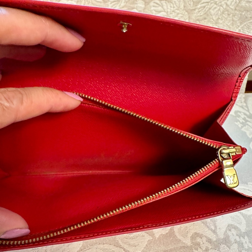 AUTHENTIC Louis Vuitton Red Epi Leather Wallet - Picture 5 of 11